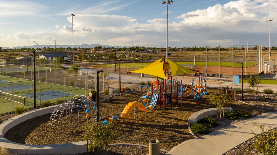 Alamar Community Amenities