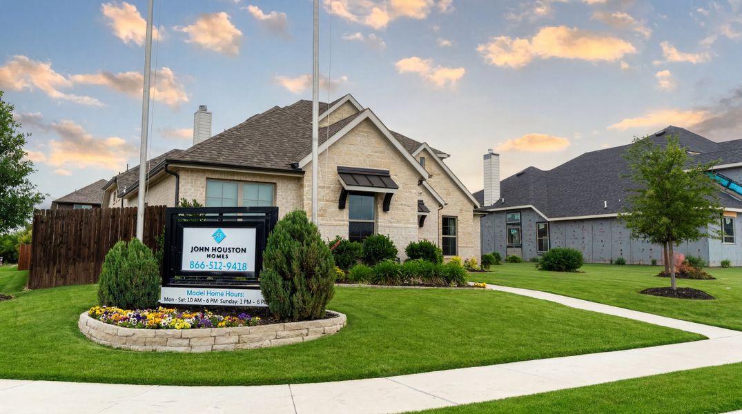 Front exterior of a home in the Ridgepoint community, located in Midlothian, TX (Image 2).