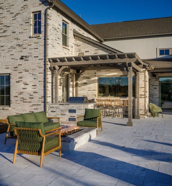 Exterior details of a home in Dean Farms, Lucas (Image 25).