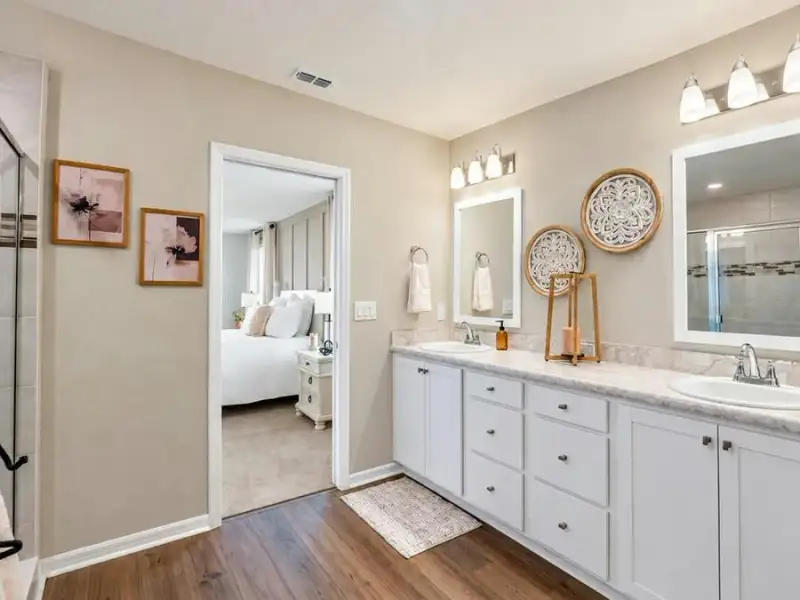Your suite is complete with a private en-suite bath - Wayfair III home plan Your suite is complete with a private en-suite bath - Wayfair III home plan