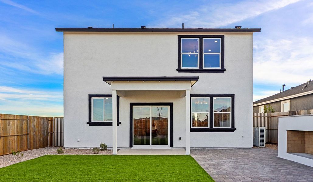 Exterior details of a home in Redford Estates, Tucson (Image 7).