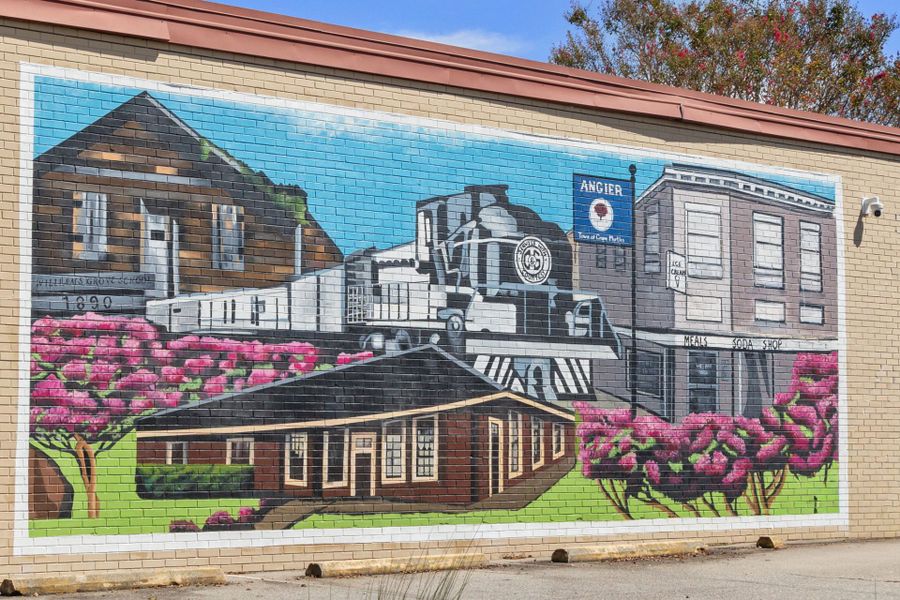 5 Minutes to Downtown Angier 5 Minutes to Downtown Angier