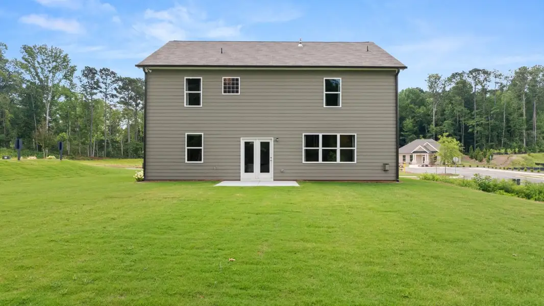 Exterior details of a home in Fairhaven, Lithia Springs (Image 5).