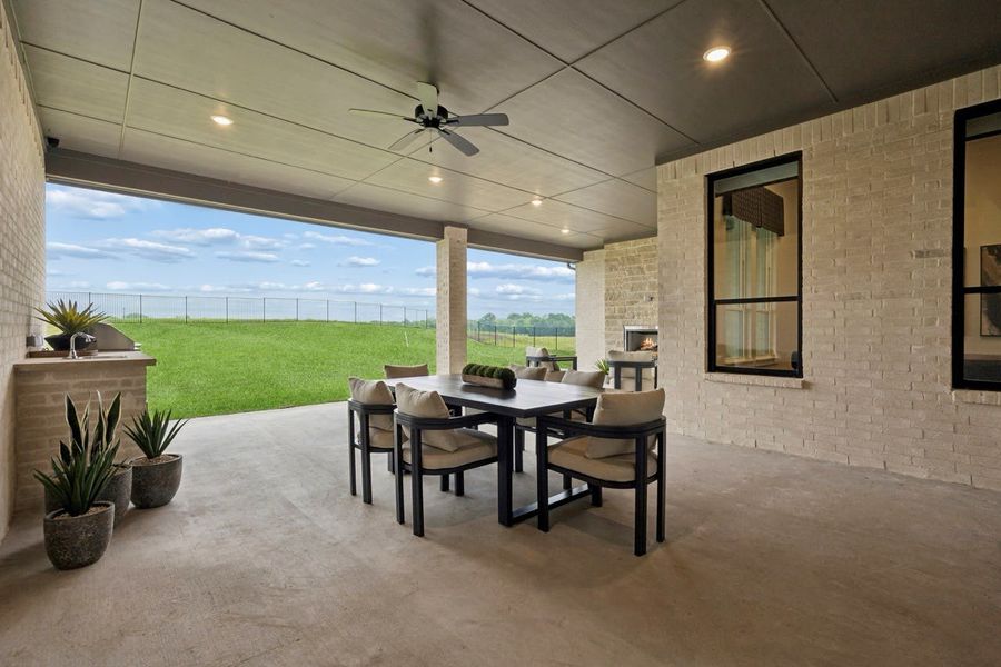 Exterior details of a home in Discovery Lakes, Rockwall (Image 3).