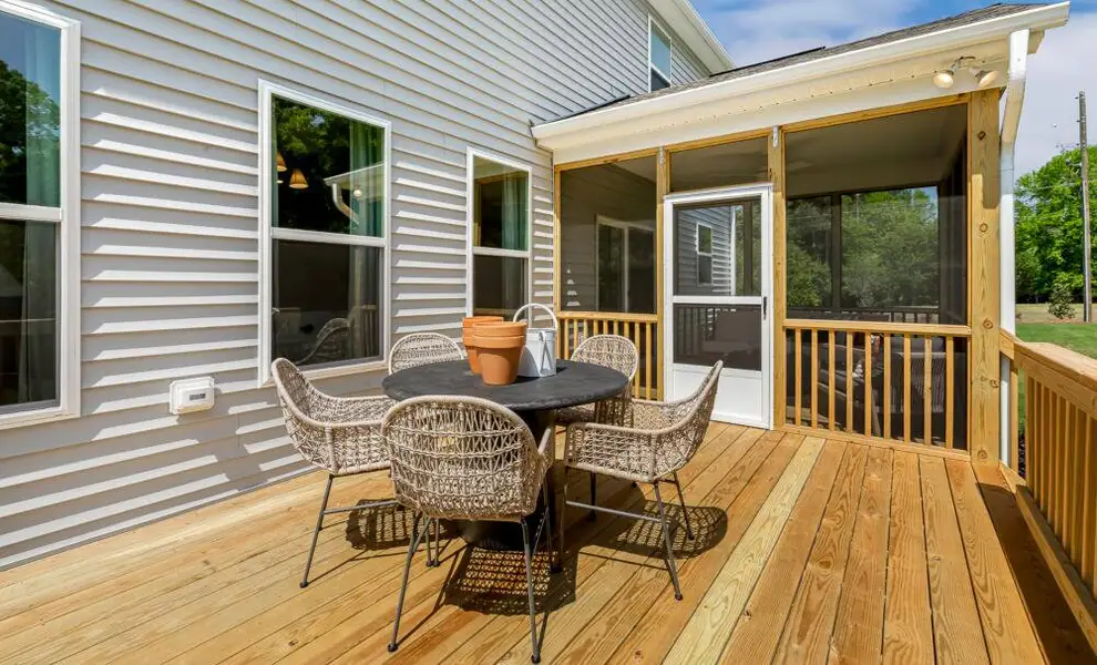 Image 49 of the Castlewood community in Archer Lodge, NC. Image 49 of the Castlewood community in Archer Lodge, NC.