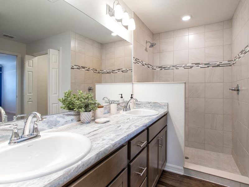 And, enjoy the privacy and convenience of an en-suite owner`s bath - Serendipity model home in Auburndale, FL