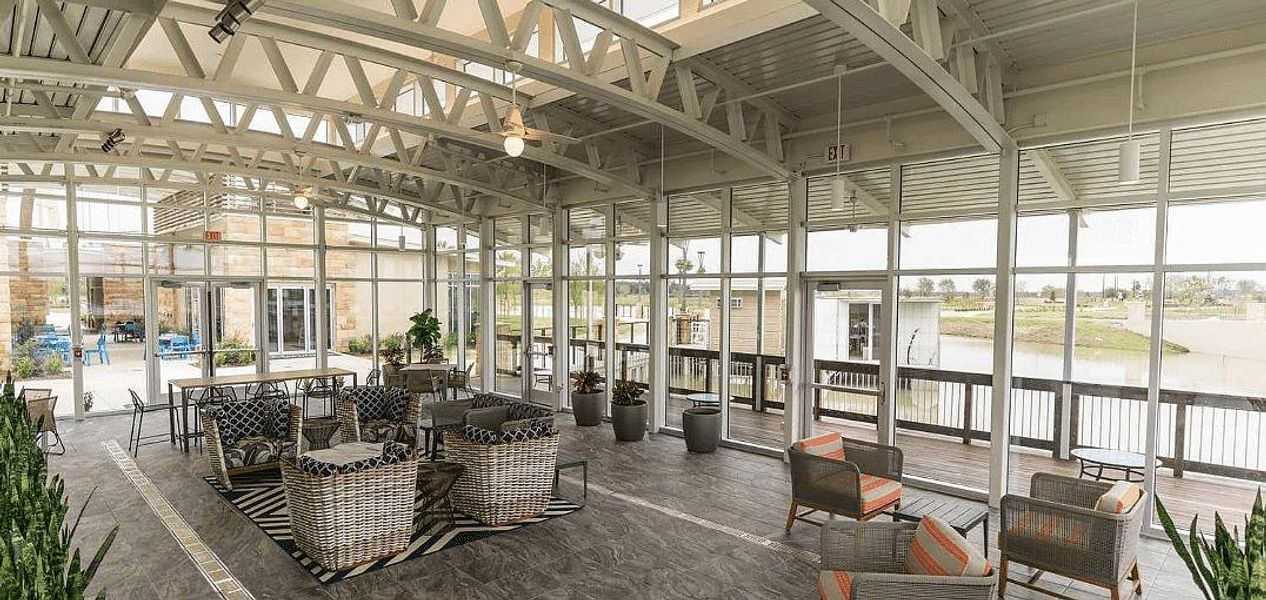 Community amenity available to residents of Meridiana in Manvel (Image 10).