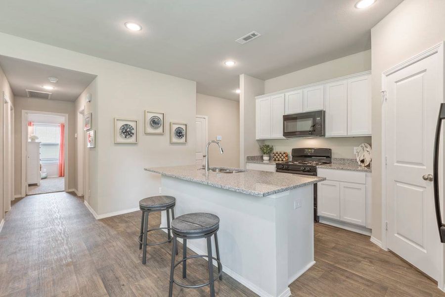 Furnished interior in a model home at Rancho Vista in Corpus Christi (Image 6).