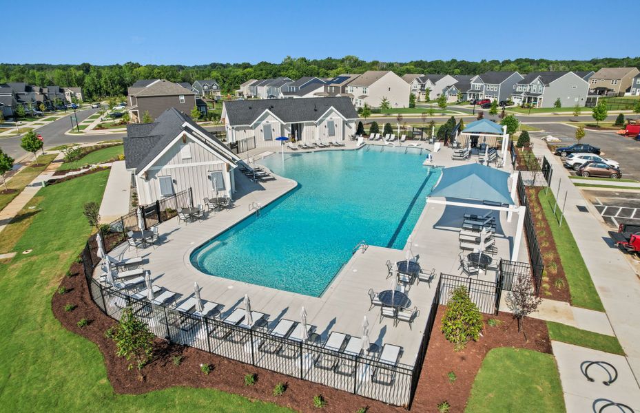 Beautiful Community Pool Beautiful Community Pool