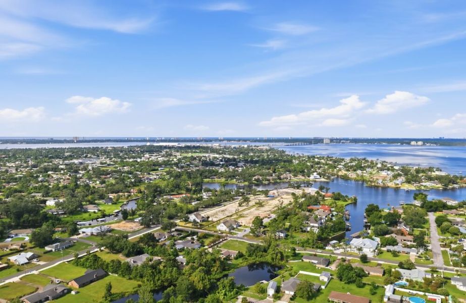 Aerial view of the King's Landing community in Panama City, FL, showing layout and nearby surroundings (Image 10). Aerial view of the King's Landing community in Panama City, FL, showing layout and nearby surroundings (Image 10).