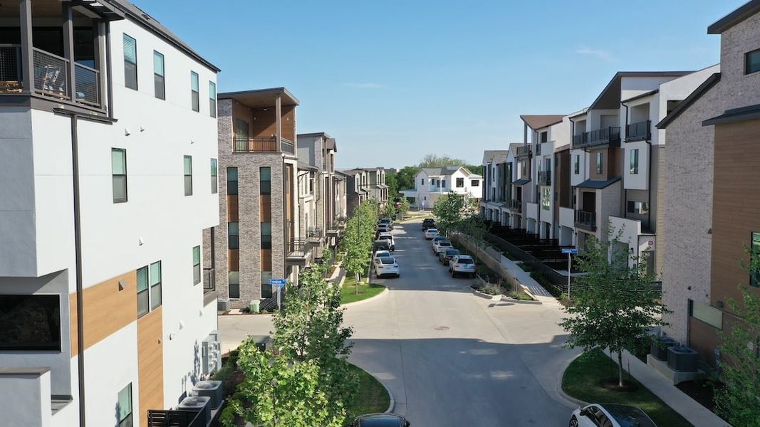 Condo located in The Grove At Shoal Creek, Austin, highlighting architectural design (Image 7).