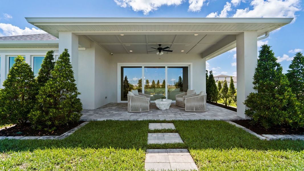 Furnished interior in a model home at Magnolia Bay 50' in Nokomis (Image 22).