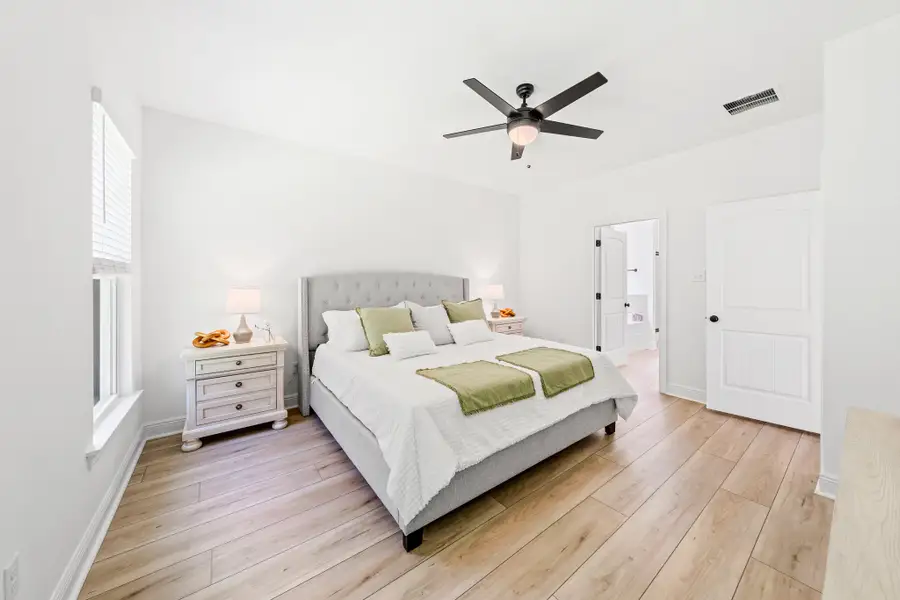 Eagle Pointe - Pensacola, FL - DSLD Homes - Trillium IV H - Primary Bedroom Eagle Pointe - Pensacola, FL - DSLD Homes - Trillium IV H - Primary Bedroom
