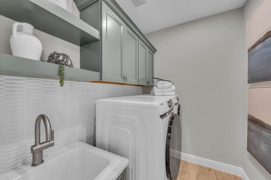 Furnished interior in a model home at Reflection Villas at Watercolor Place in Bradenton (Image 130).