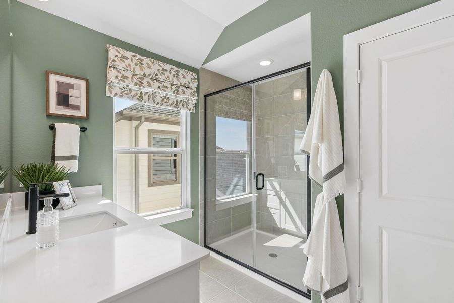 Oversized Walk-In Shower with Designer Tile Finishes Oversized Walk-In Shower with Designer Tile Finishes