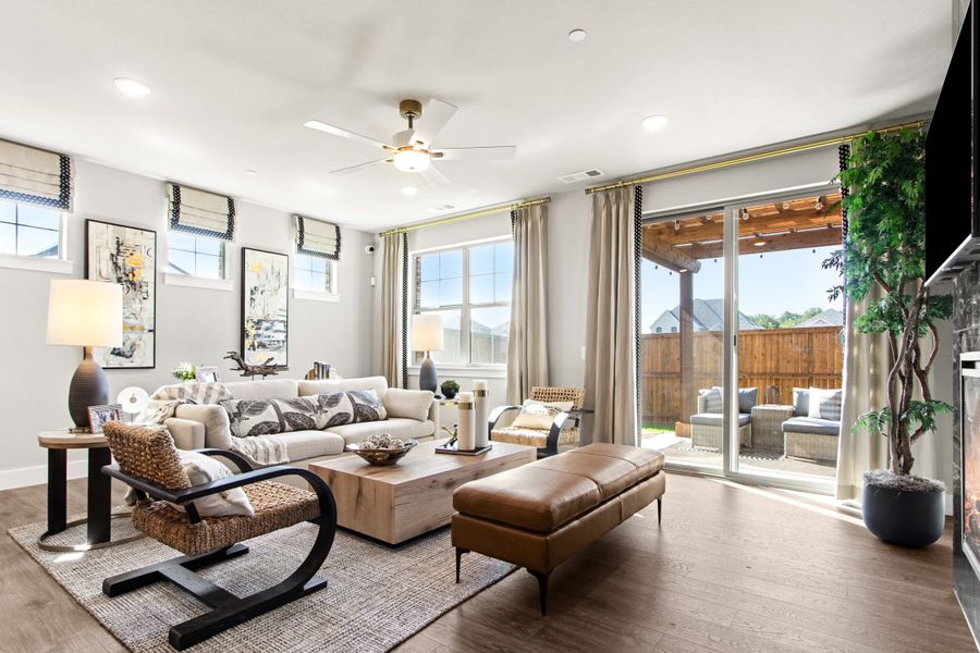 Furnished interior in a model home at Wildridge in Oak Point (Image 11). Furnished interior in a model home at Wildridge in Oak Point (Image 11).