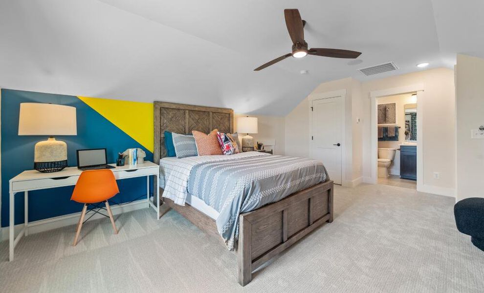 Furnished interior in a model home at The Greens at Springlake in York (Image 17).