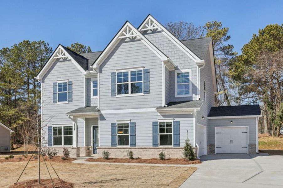 Front exterior of a home in the Stephen's Landing community, located in Loganville, GA (Image 4).