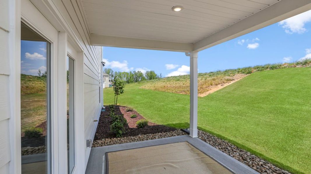 Exterior details of a home in Sycamore Cove, Woodruff (Image 4).