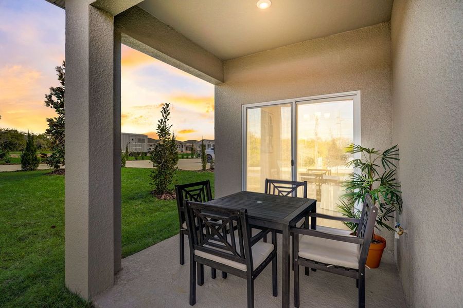 Outdoor Living with Covered Lanais Outdoor Living with Covered Lanais