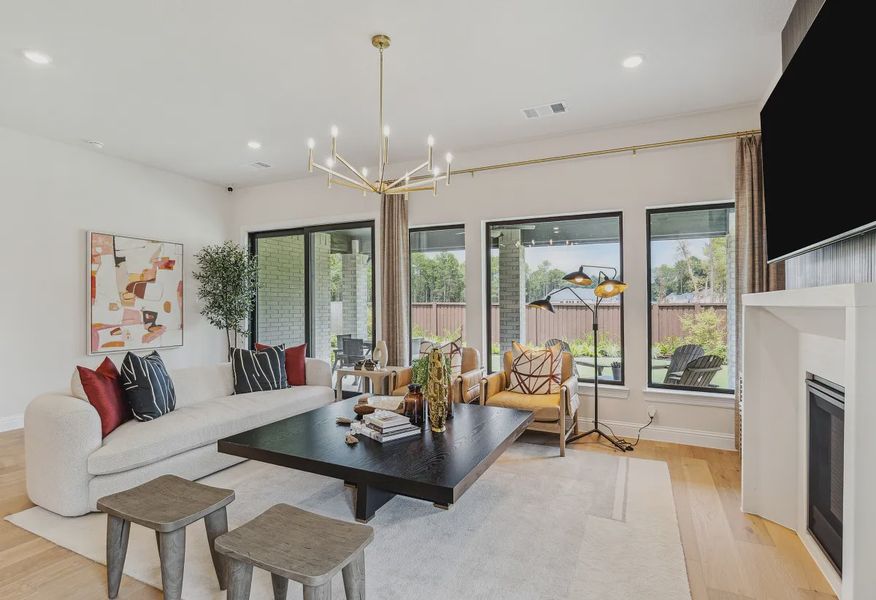 Plan 4043 model great room - 4 of 14 Plan 4043 model great room - 4 of 14