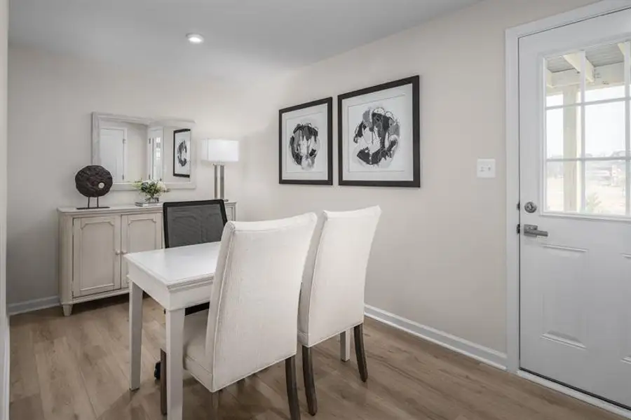 An extra flex room apartment living can’t give you. Create a gym or a home office.​