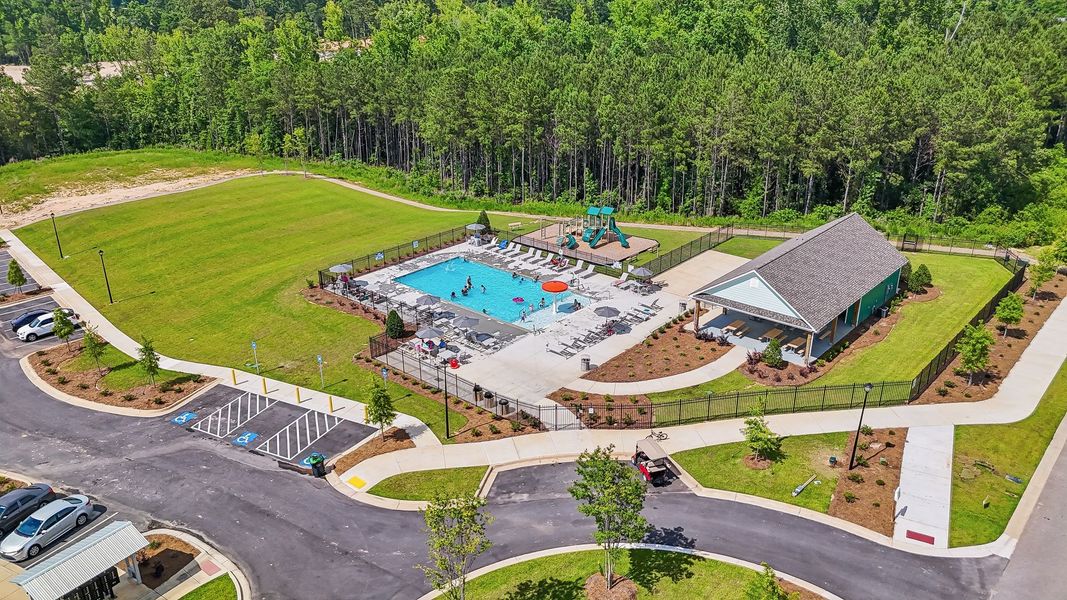 Enjoy exclusive neighborhood amenities Enjoy exclusive neighborhood amenities