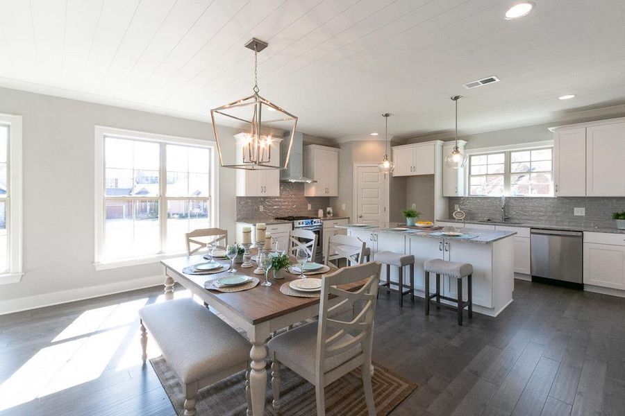 Evergreen Hills,37013 Evergreen Hills,37013