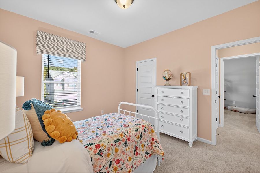 Furnished interior in a model home at Stonebridge North in Macon (Image 44).