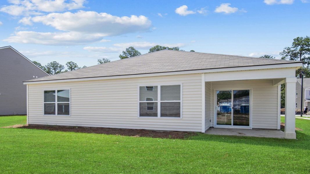 Exterior details of a home in Cobblestone Village, Savannah (Image 21).