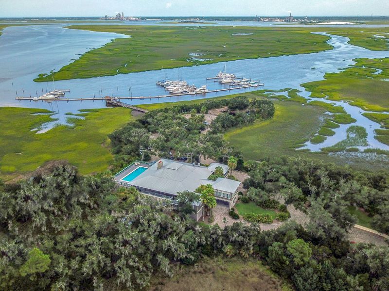 Image 7 of the Oyster Bay Harbour community in Fernandina Beach, FL.