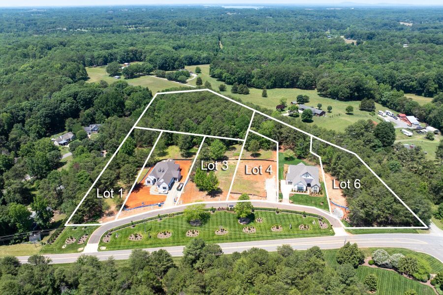 Image 4 of the Davidson Retreat community in Davidson, NC.