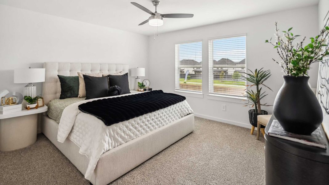 Furnished interior in a model home at Mansfield Park in Houston (Image 14).