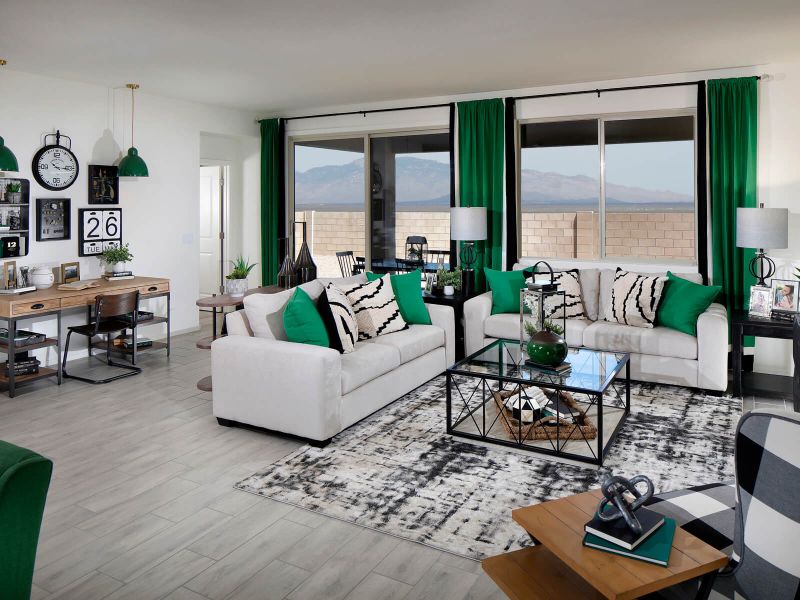 The 2960 floorplan modeled at Entrada del Rio.