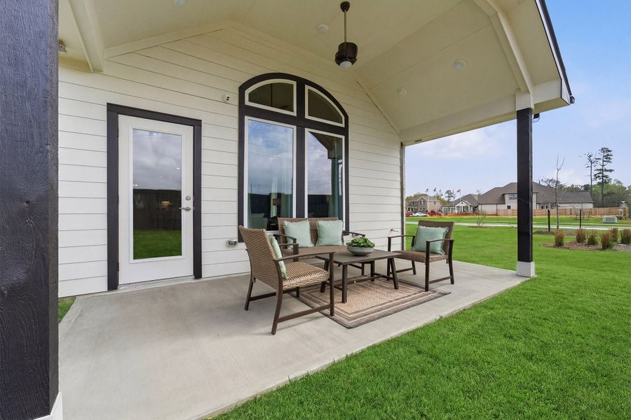 Exterior details of a home in Sundance Cove, Crosby (Image 4).