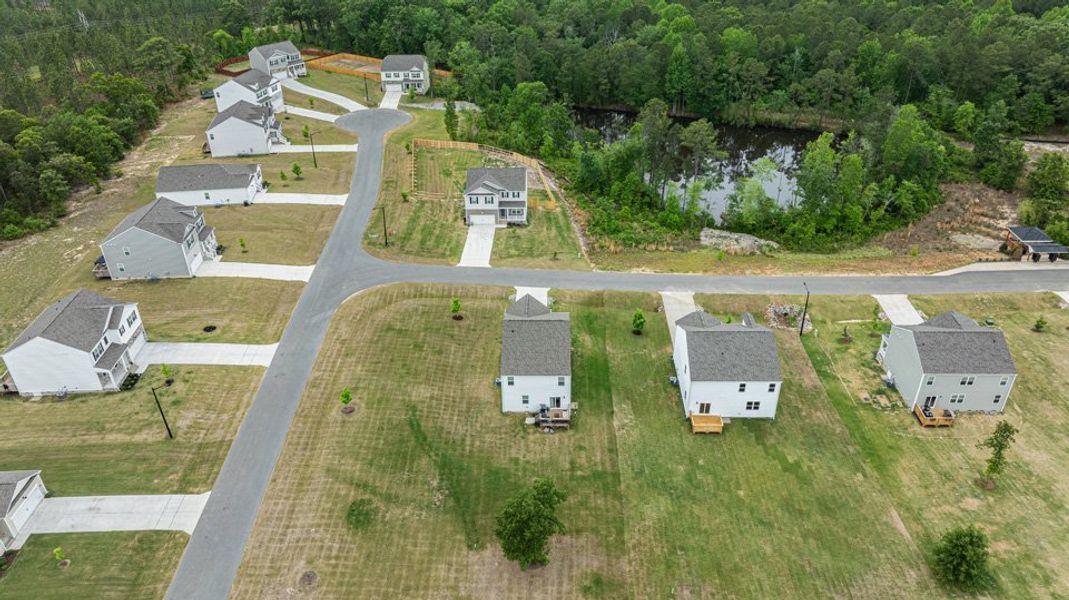 Aerial view of the Mason Ridge community in Spring Lake, NC, showing layout and nearby surroundings (Image 10). Aerial view of the Mason Ridge community in Spring Lake, NC, showing layout and nearby surroundings (Image 10).