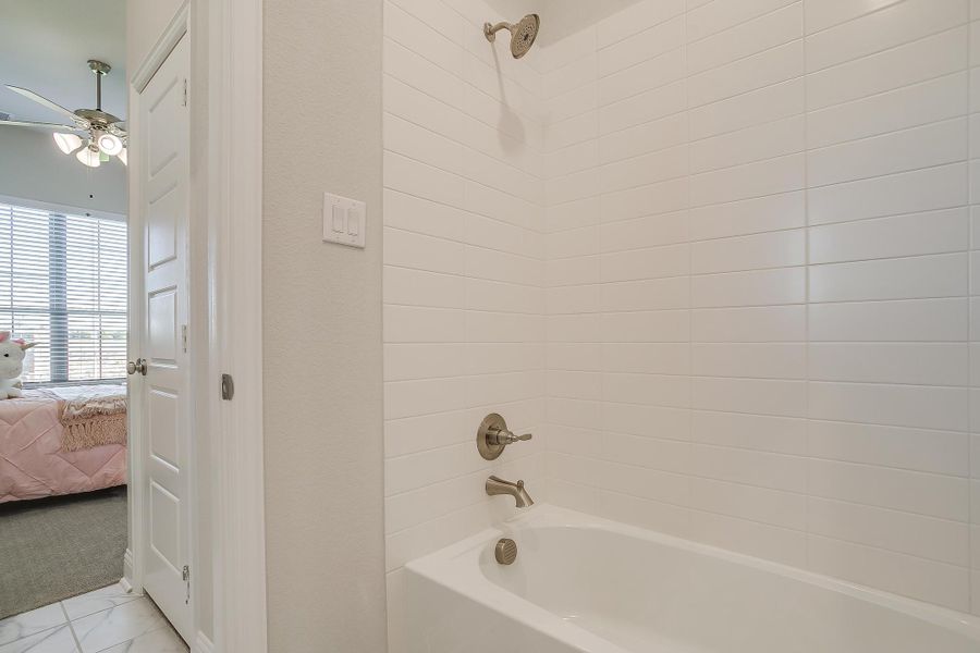 Close-up of interior finishes in a home at Heritage, McLendon-Chisholm (Image 69). Close-up of interior finishes in a home at Heritage, McLendon-Chisholm (Image 69).