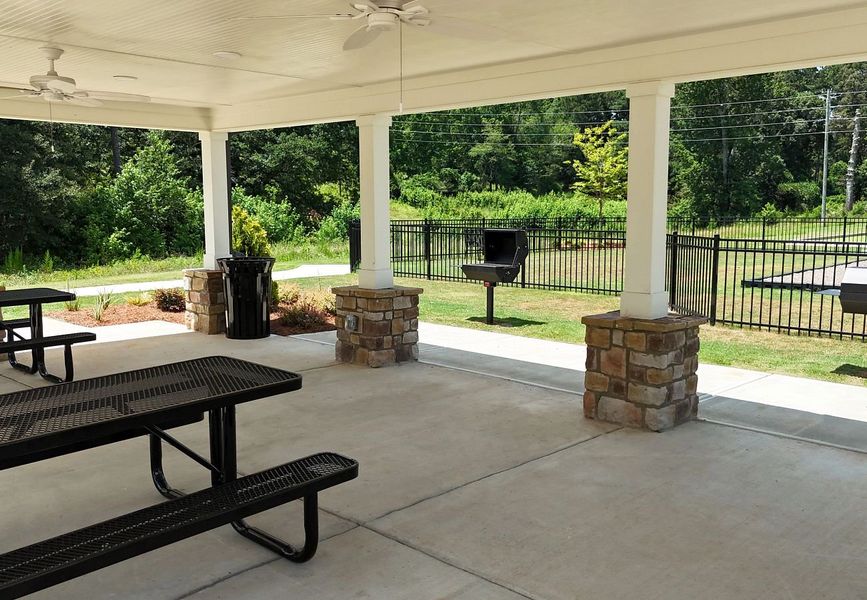 Exterior details of a home in Casteel, Bethlehem (Image 6).