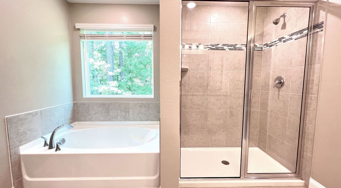 Furnished interior in a model home at Creekside Landing in Callahan (Image 7).