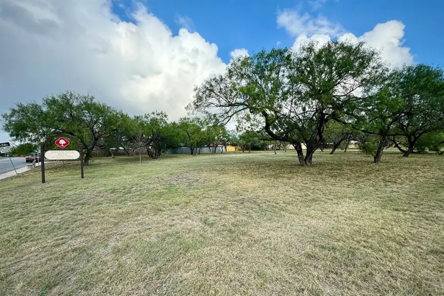 Near Adams Hill Park