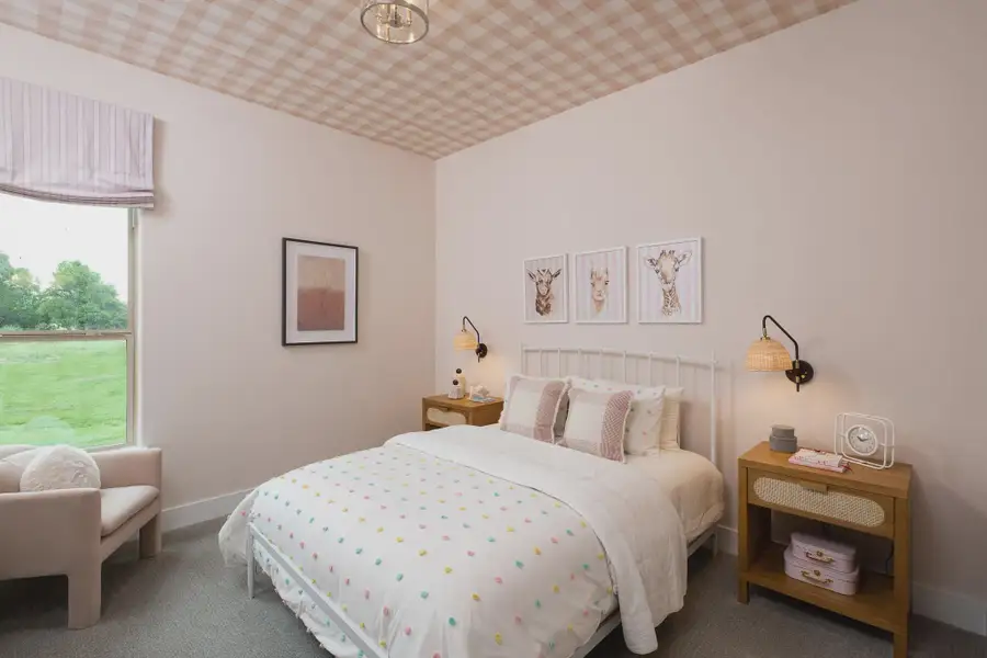 Furnished interior in a model home at Waldsanger in New Braunfels (Image 11).