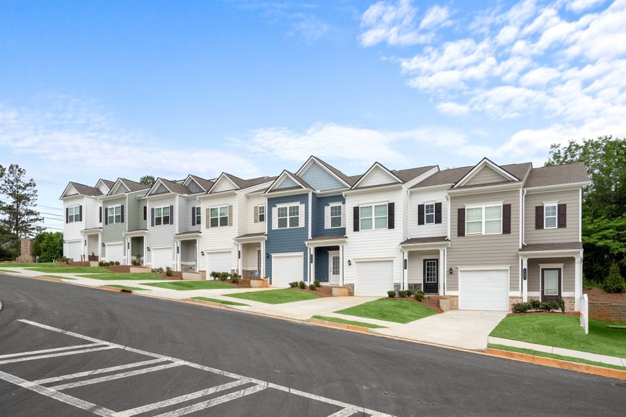 The Suwanee and Pierce Streetscape