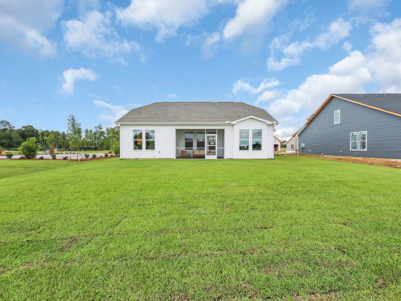 Exterior details of a home in Edgefield, Loris (Image 24). Exterior details of a home in Edgefield, Loris (Image 24).