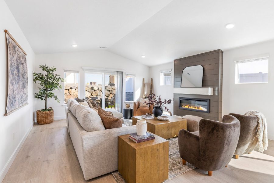 Furnished interior in a model home at Upland Meadows in Hermiston (Image 8).