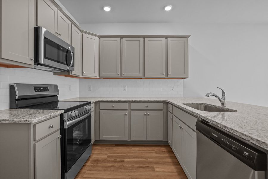 New Homes in Ocean Isle, NC.  - Slide 13