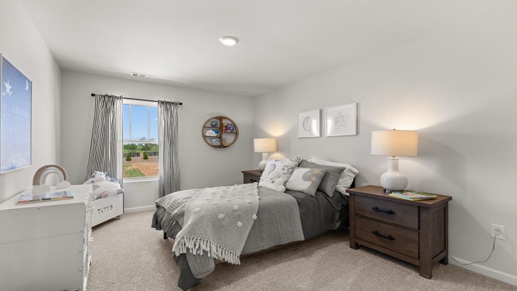 Furnished interior in a model home at Rolling Meadows in Jasper (Image 15).