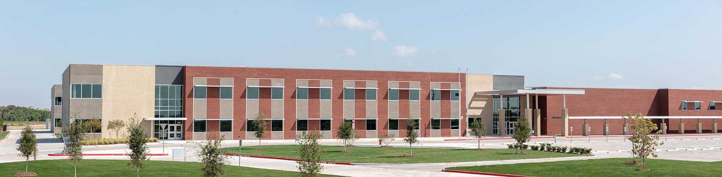 Community amenity available to residents of Meridiana in Manvel (Image 17).