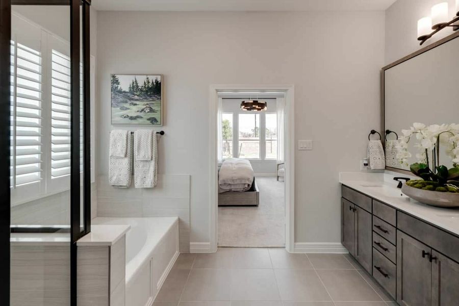 Image 16 of the Haven at Seven Lakes 50 community in Katy, TX.