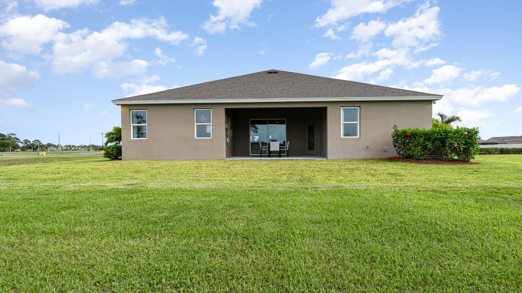 Exterior details of a home in Crystal Bay Estates, Grant-Valkaria (Image 5).