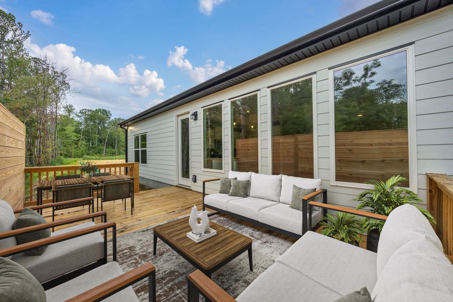 Exterior details of a home in Givens Park, Chattanooga (Image 3).